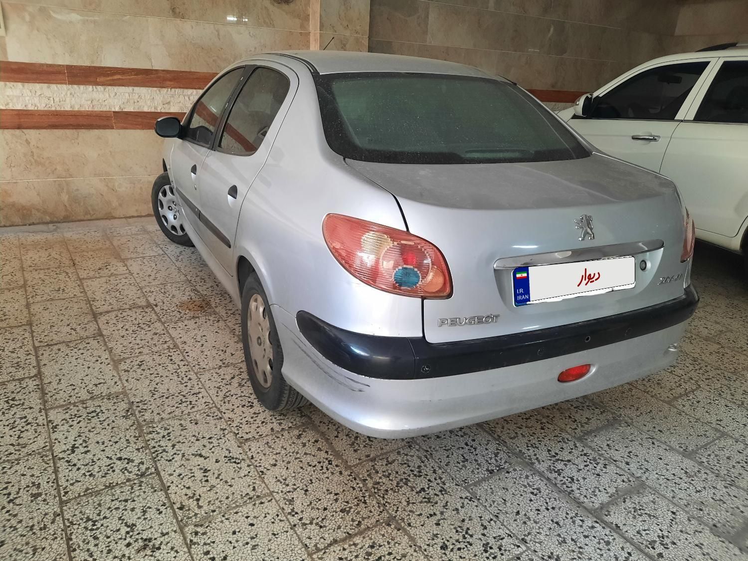 پژو ۲۰۶ صندوق دار v8 - 1386