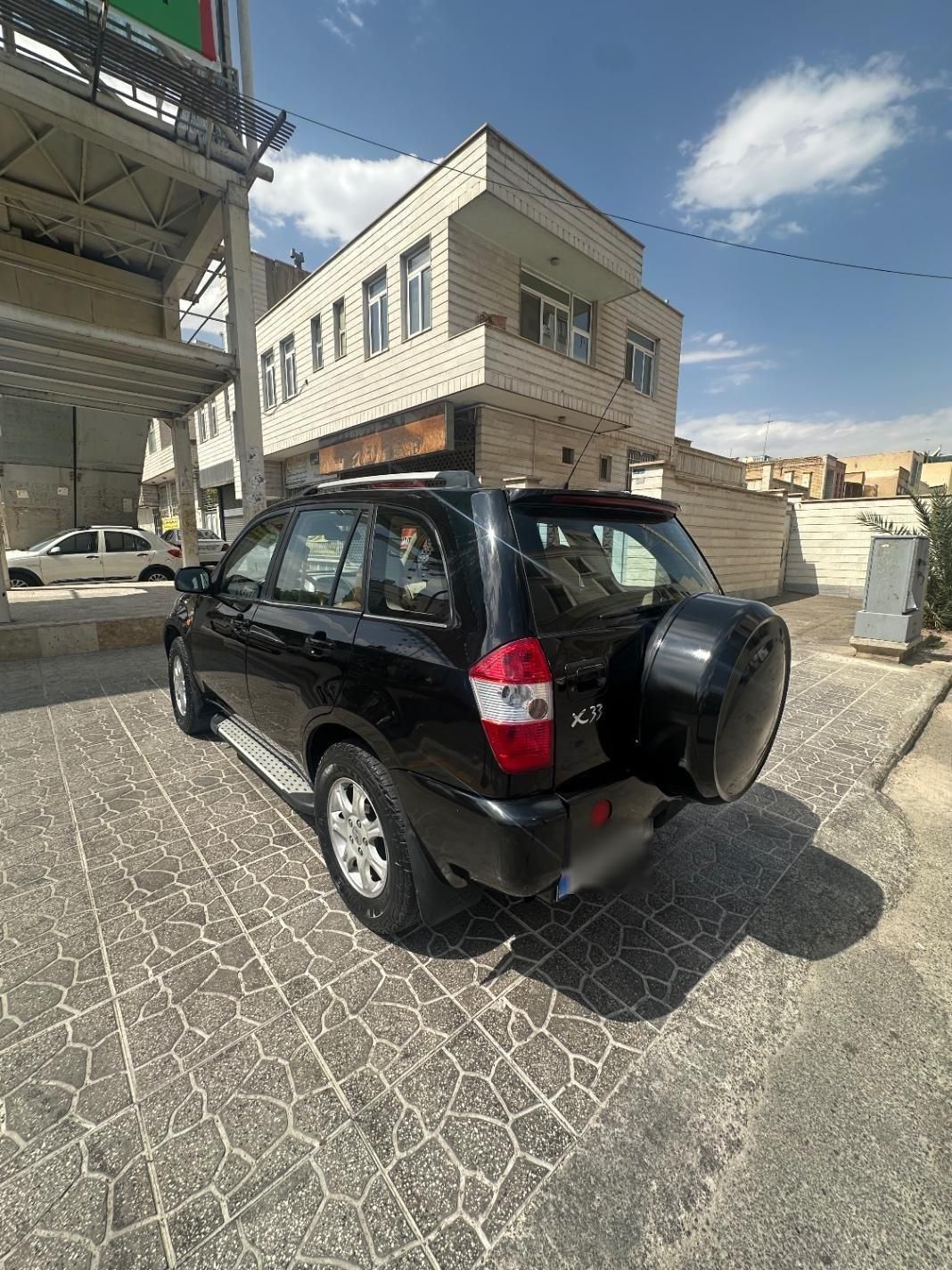 ام وی ام X33 دنده‌ای ساده - 1391