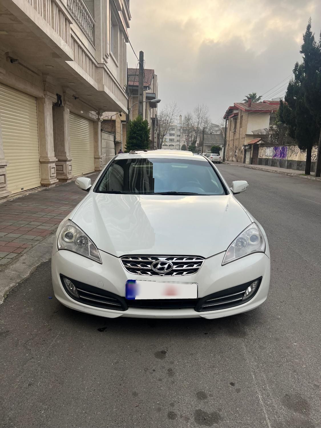 هیوندای جنسیس کوپه فول - 2010