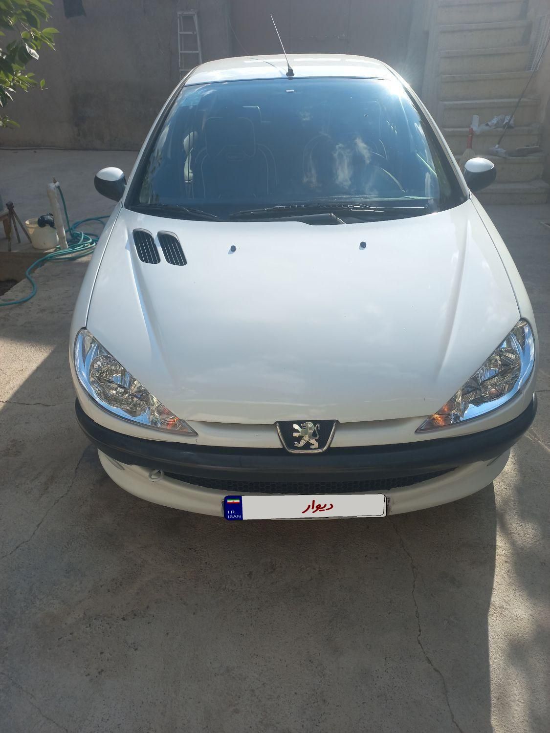 پژو ۲۰۶ صندوق دار v8 - 1394