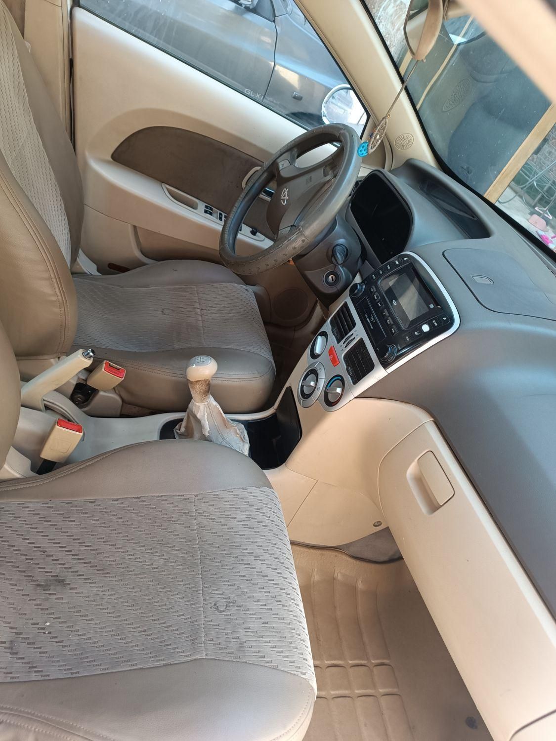 ام وی ام 315 صندوقدار ساده دنده ای - 1392
