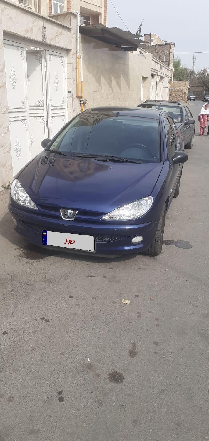 پژو ۲۰۶ صندوق دار v8 - 1389