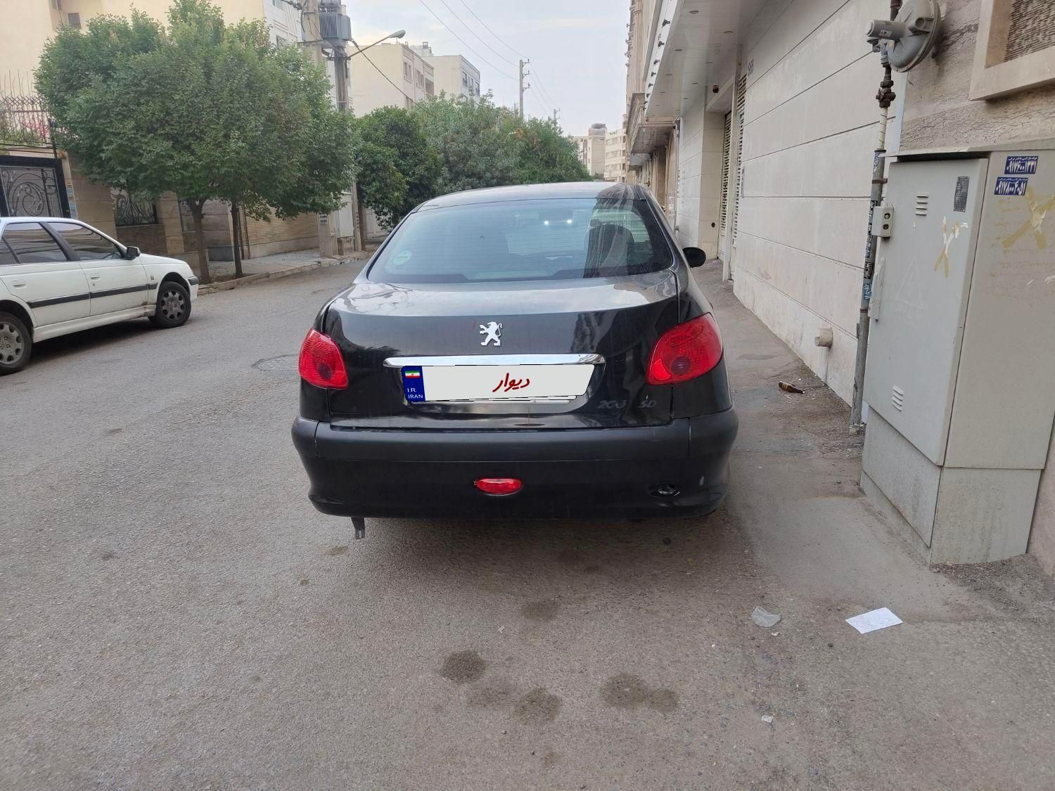 پژو ۲۰۶ صندوق دار v8 - 1399