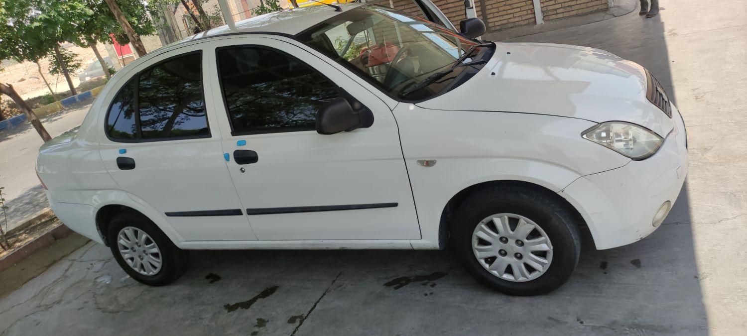 تیبا صندوق دار SX - 1400