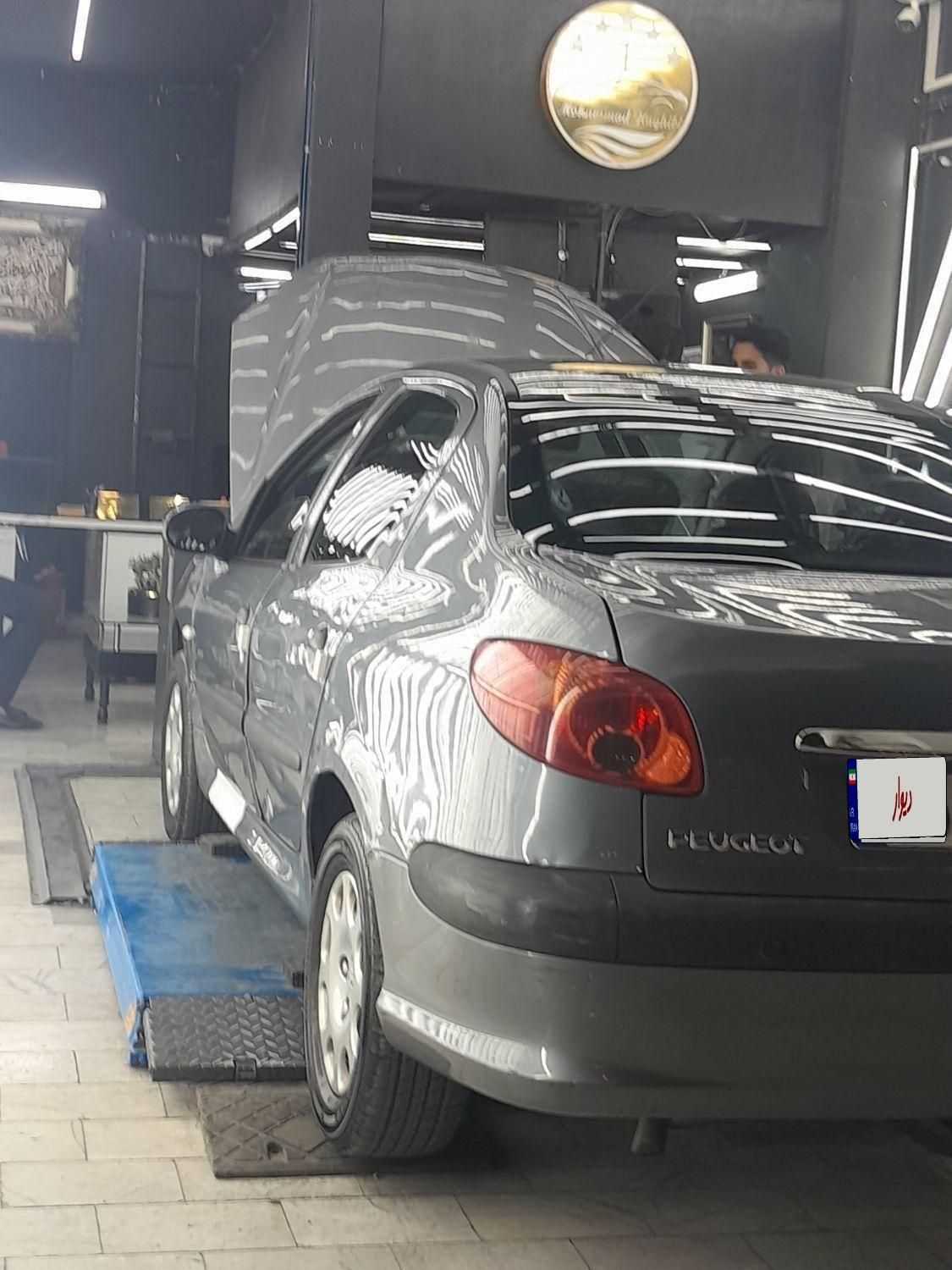 پژو ۲۰۶ صندوق دار v8 - 1395