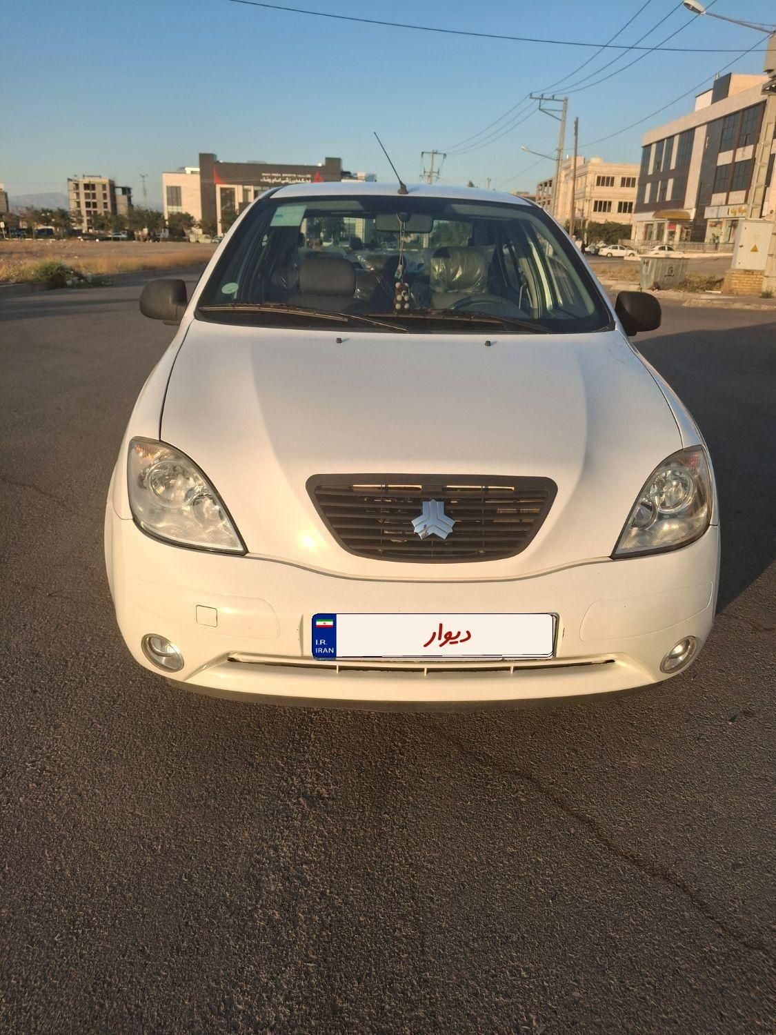 تیبا صندوق دار SX - 1401