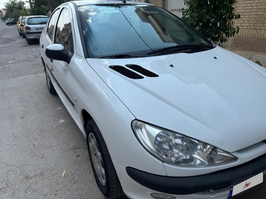 پژو ۲۰۶ صندوق دار v8 - 1400