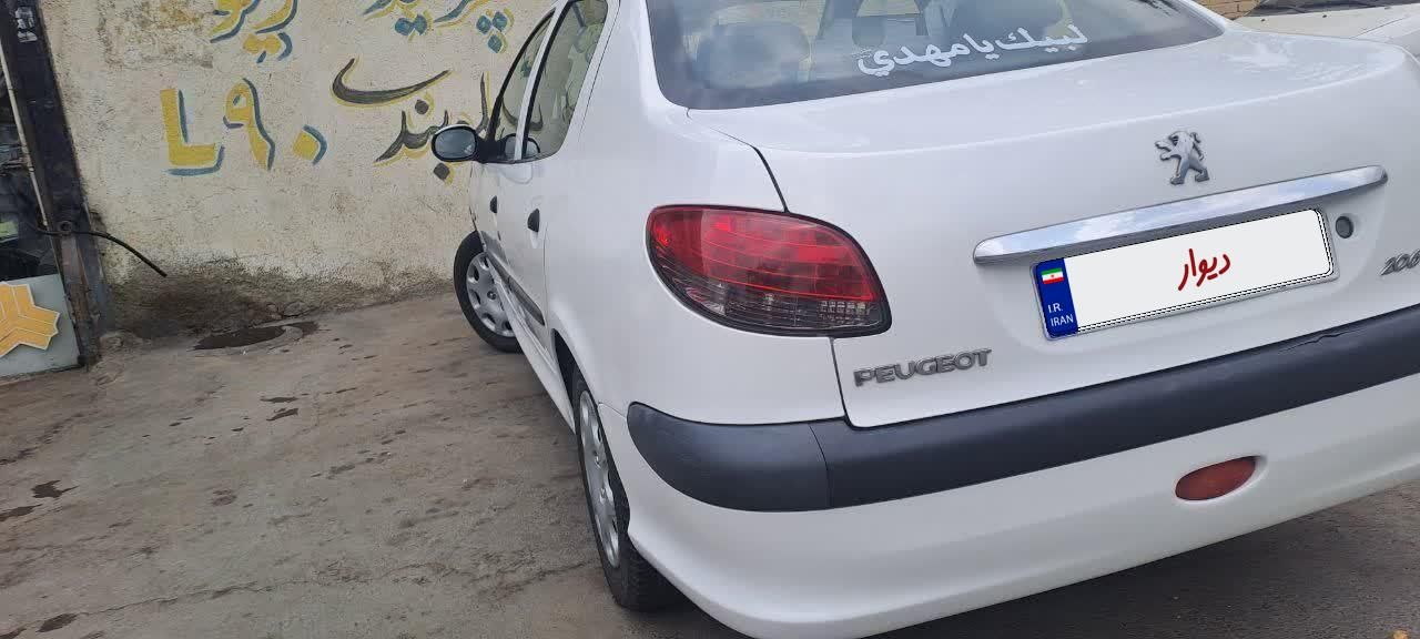 پژو ۲۰۶ صندوق دار v8 - 1391