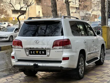 لکسوس LX 570 فول - 2013