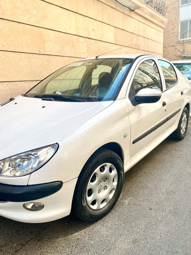 پژو ۲۰۶ صندوق دار v8 - 1395