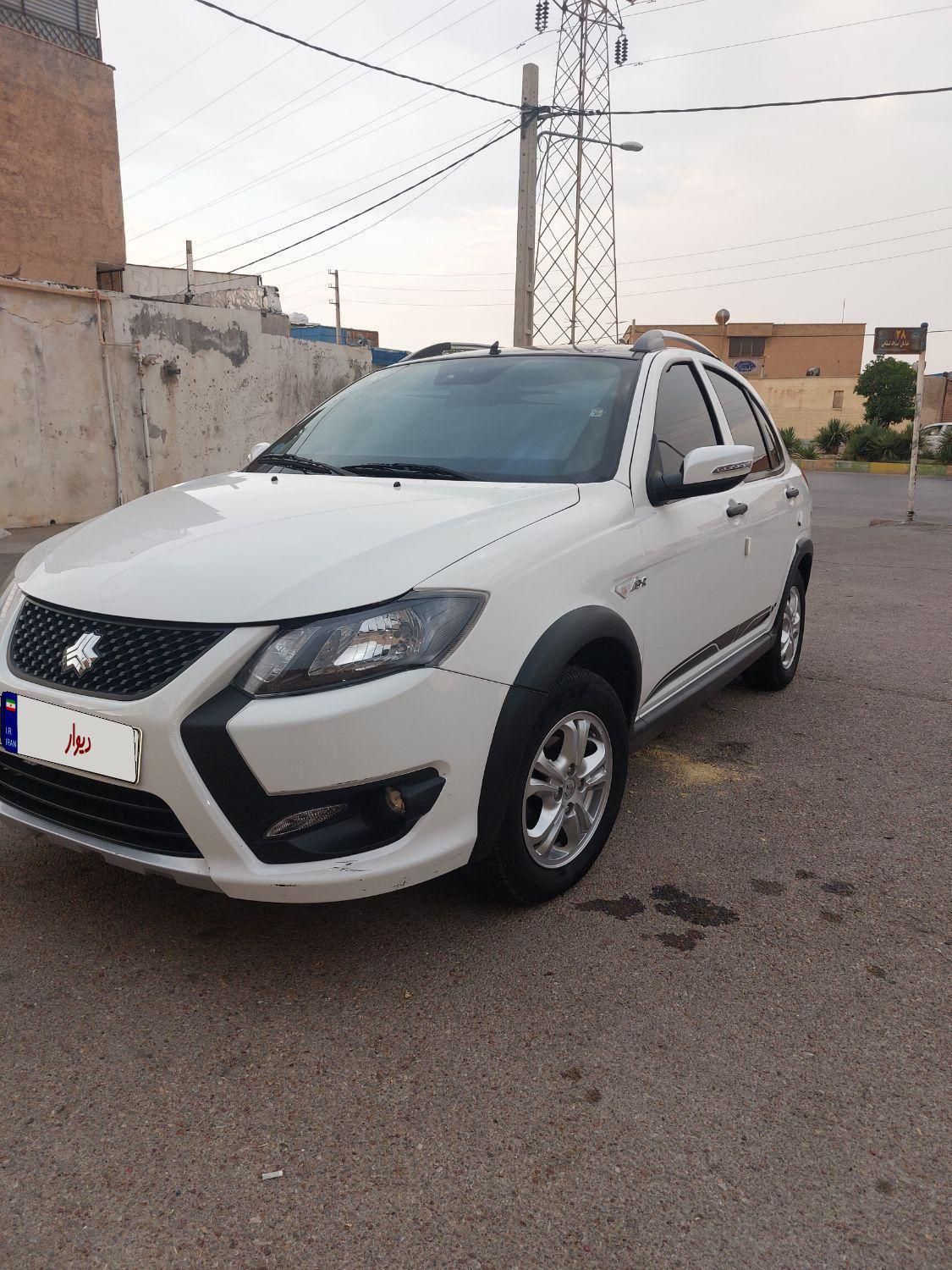 کوییک R دنده‌ای - 1403