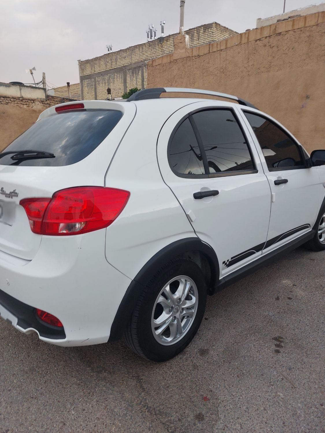 خودرو کوییک، R آگهی ann_19324129