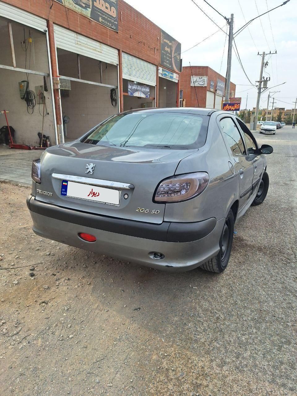 پژو ۲۰۶ صندوق دار v8 - 1386