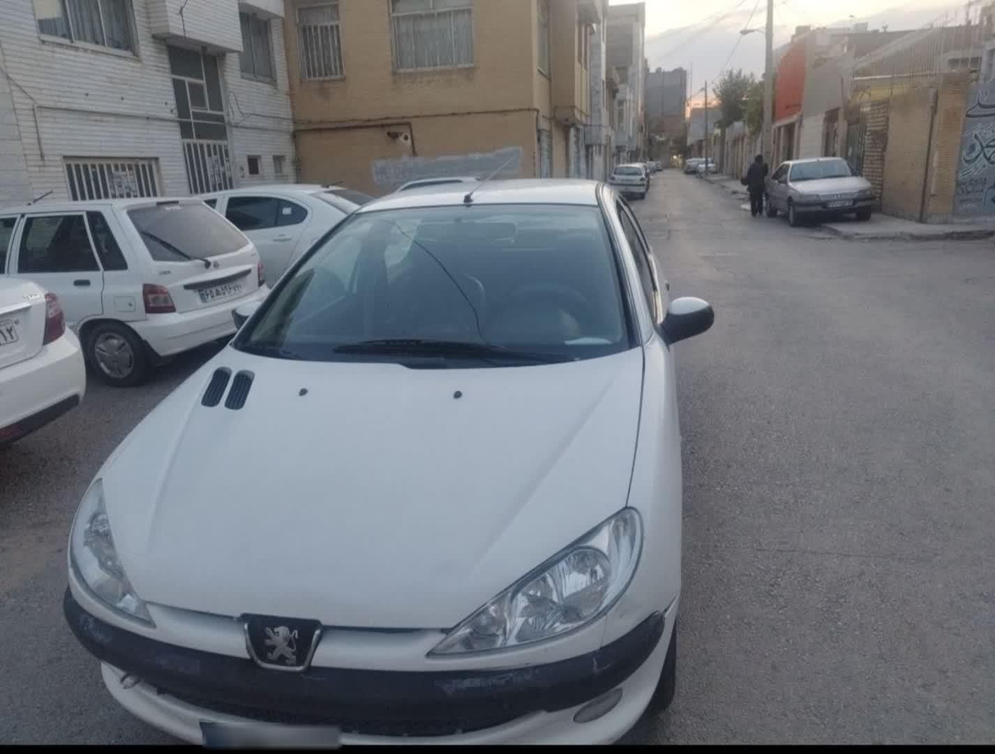 خودرو پژو، ۲۰۶ صندوق دار آگهی ann_19324321