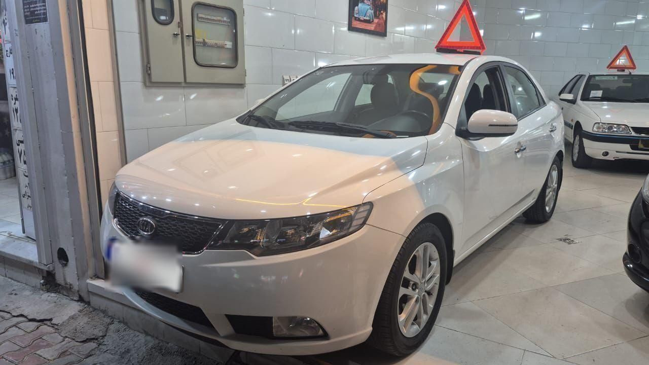 کیا سراتو 2.0 لیتر اتوماتیک GT لاین - 2017