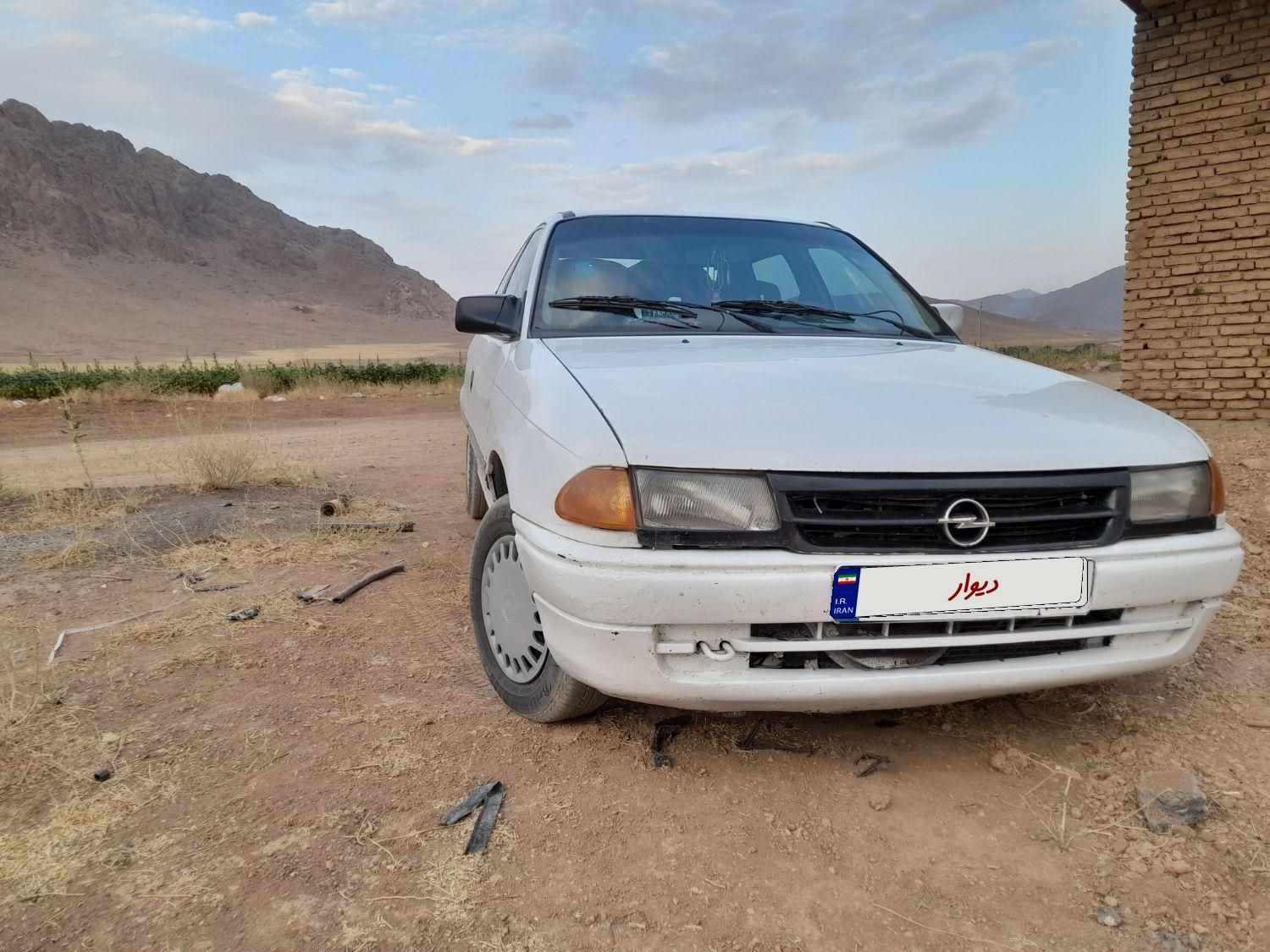 اپل آسترا 1400 شرکتی J - 1994