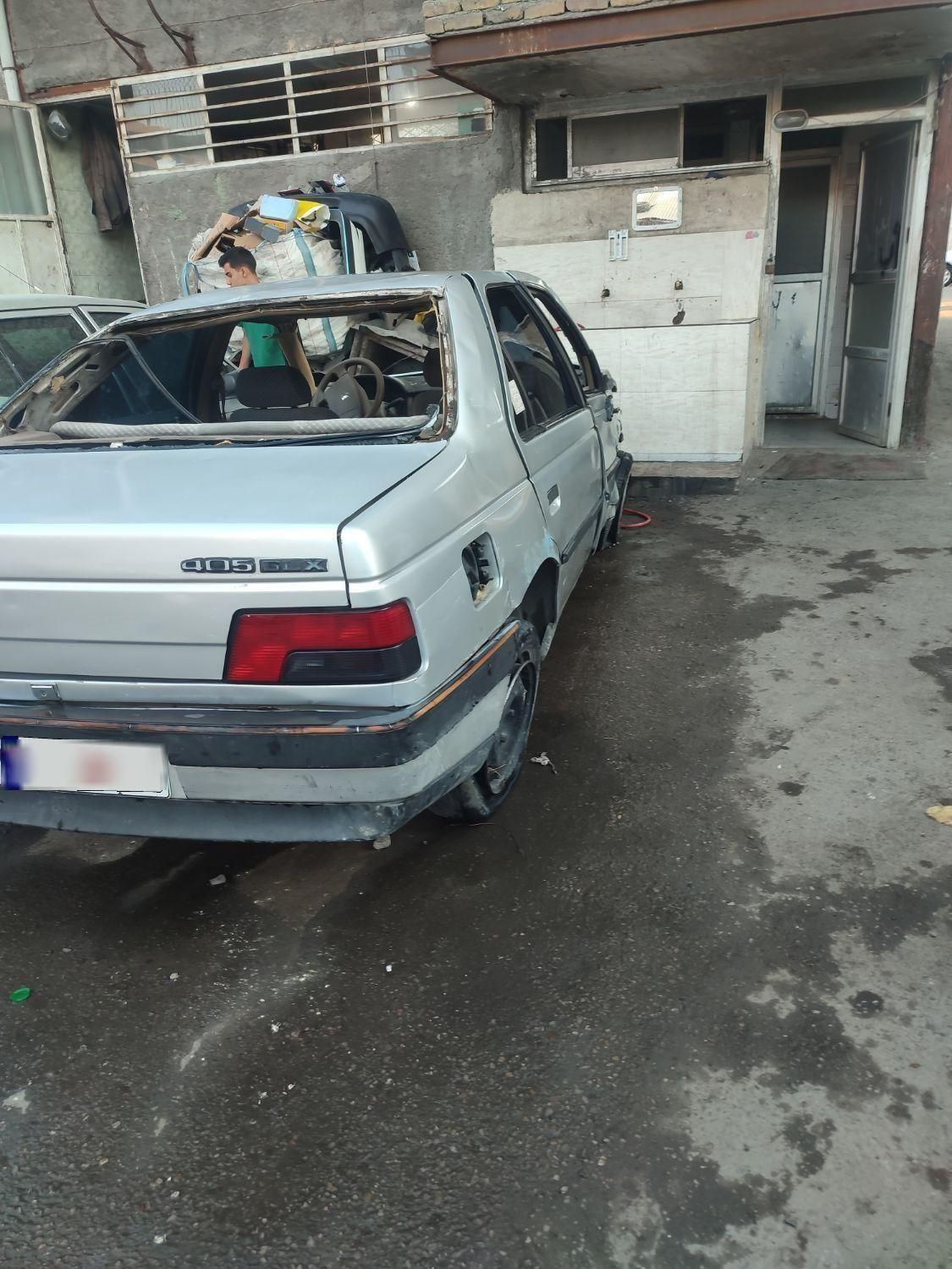 پژو 405 GLX - 1389