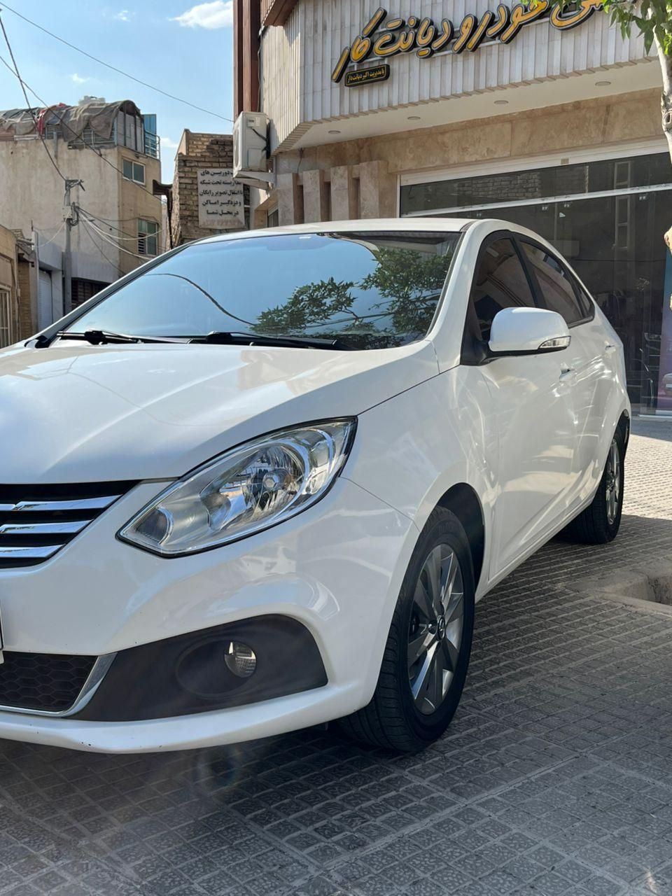 جک J4 اتوماتیک ساده - 1402