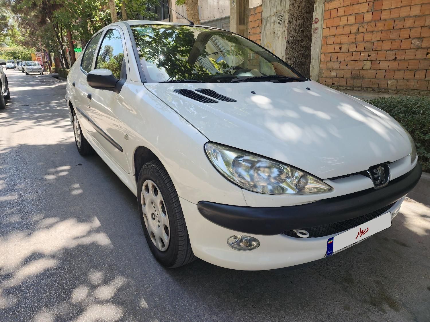 پژو ۲۰۶ صندوق دار v8 - 1400