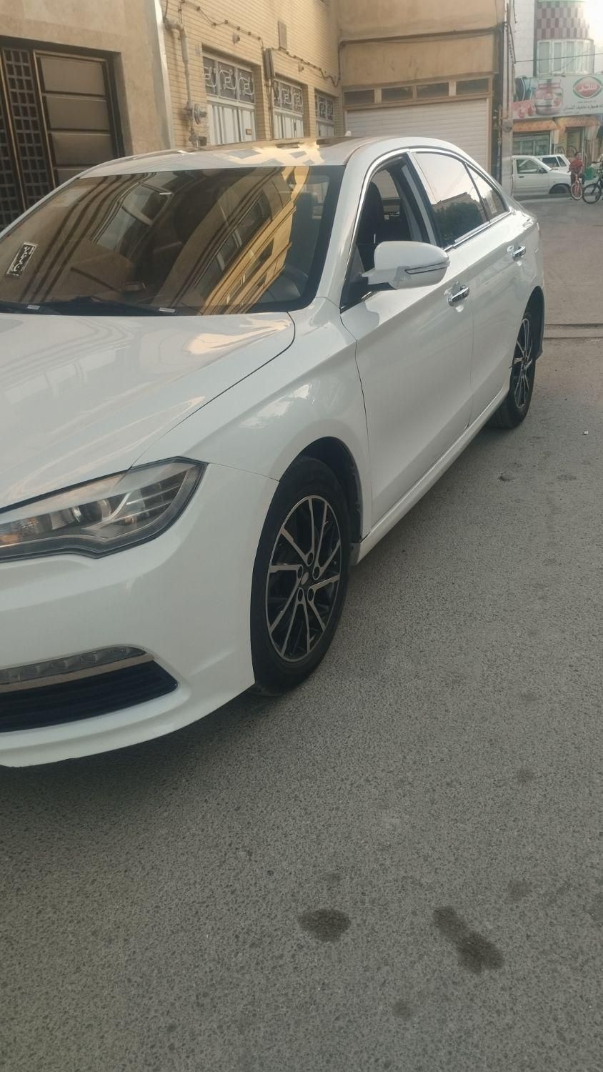 لیفان 820 اتوماتیک - 1395