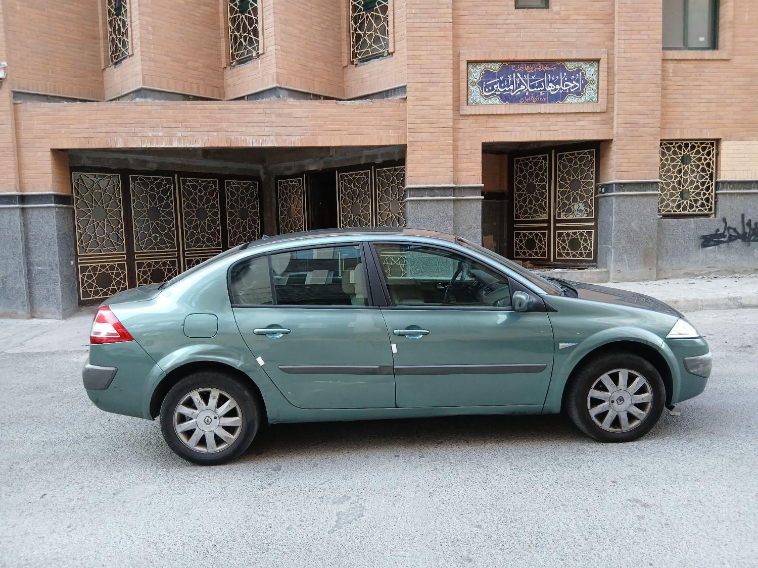 رنو مگان پارس خودرو 2000 - 1390