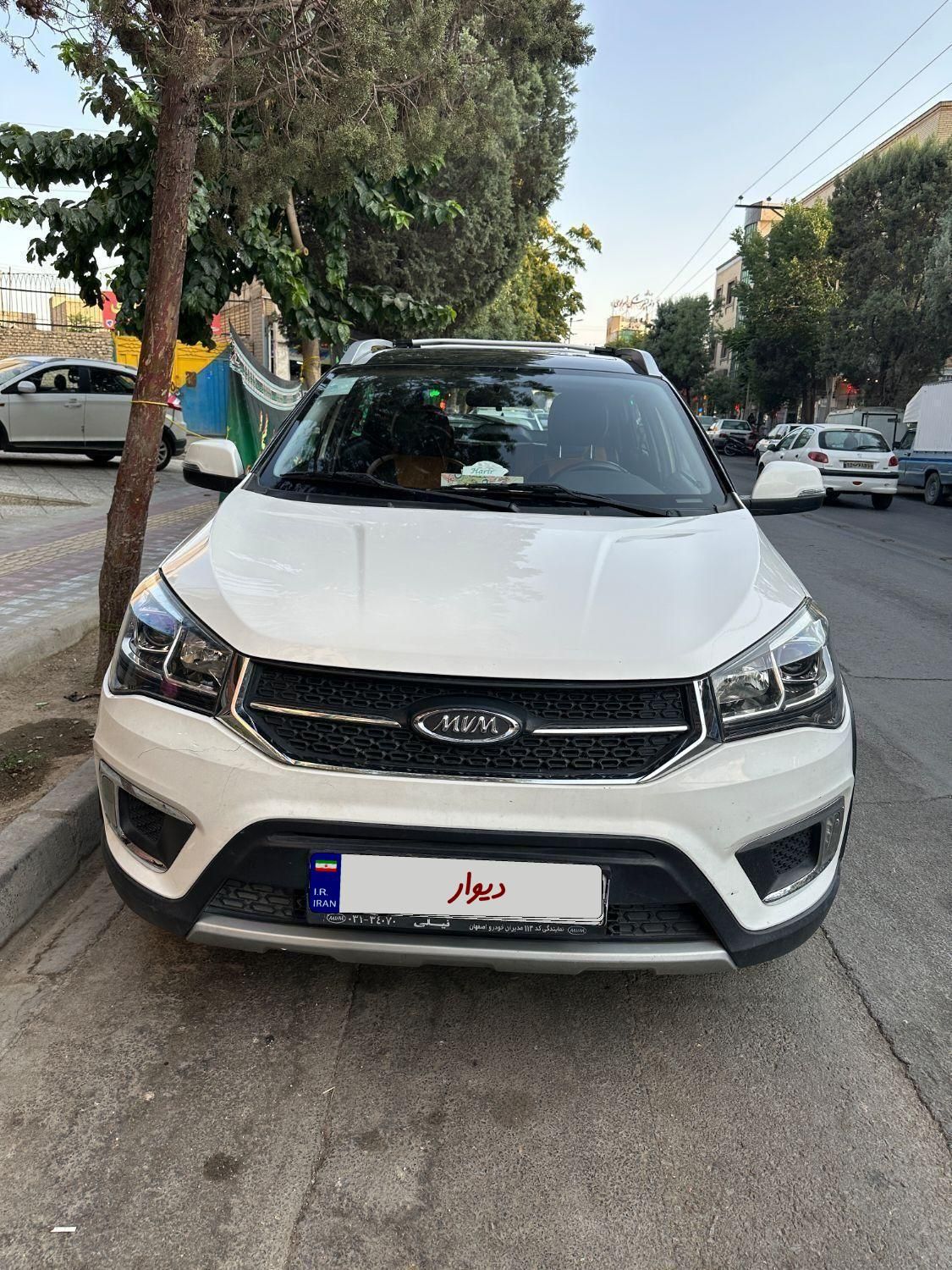 خودرو ام وی ام، X22 آگهی ann_19324919