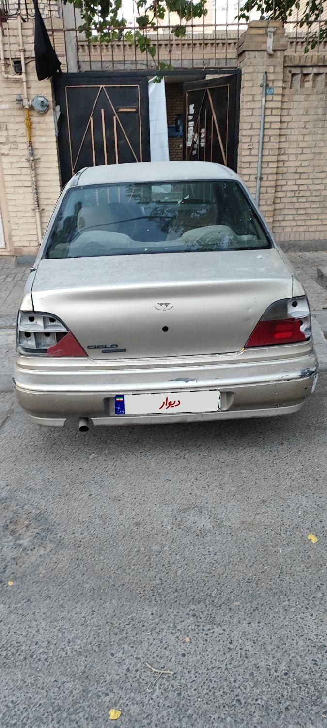 دوو سیلو سدان - 1379