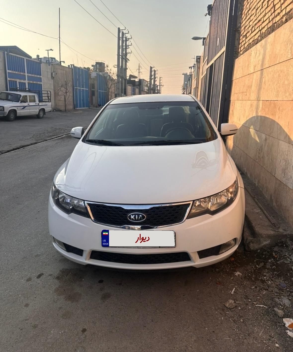 خودرو کیا، سراتو مونتاژ آگهی ann_19325156