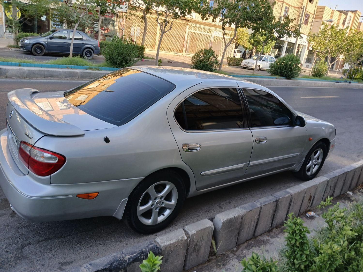 نیسان ماکسیما اتوماتیک - 1384