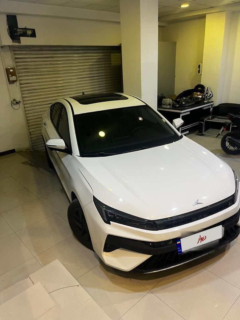 خودرو کی ام سی، J7 آگهی ann_19325772