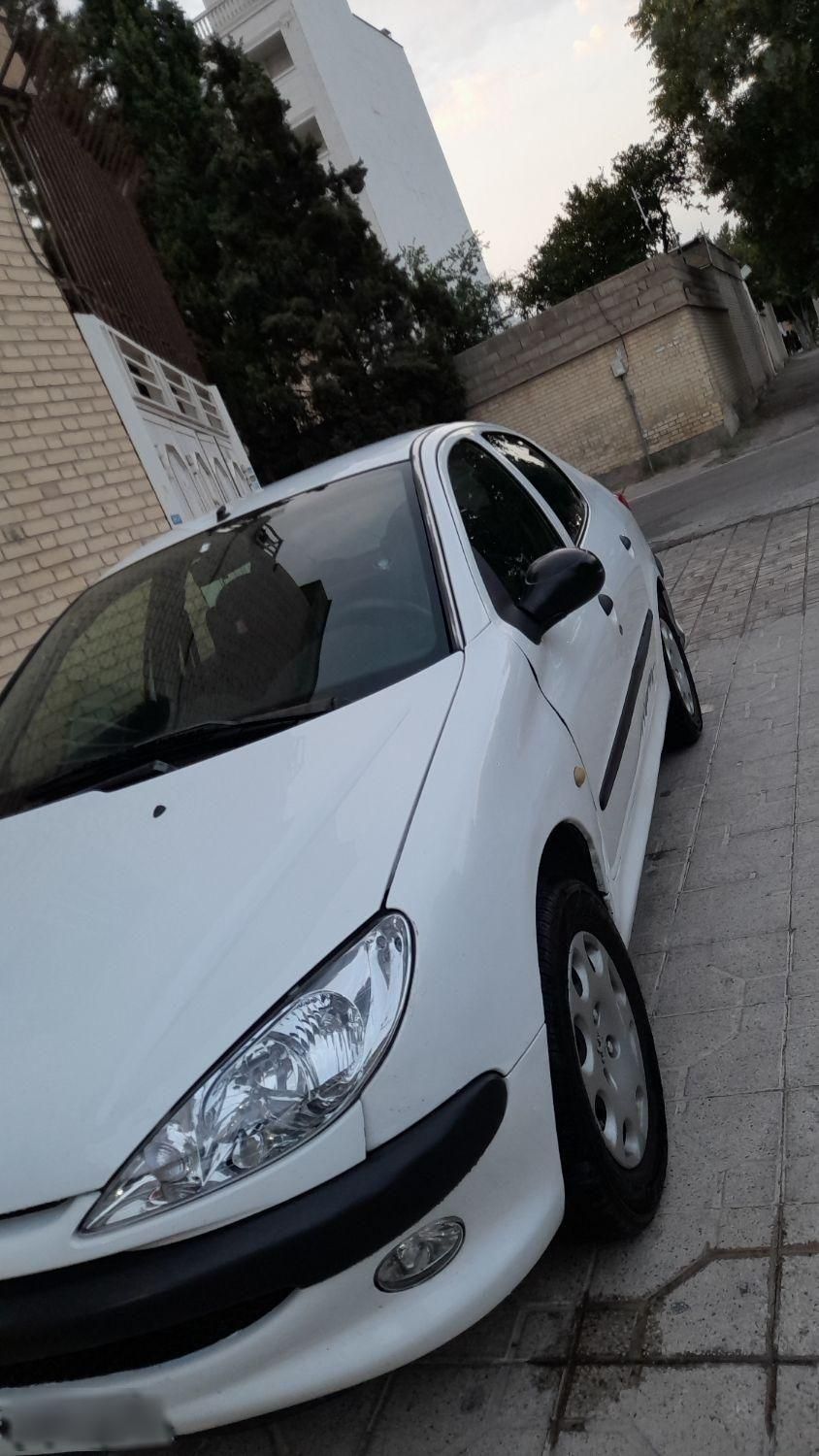 پژو ۲۰۶ صندوق دار v8 - 1391