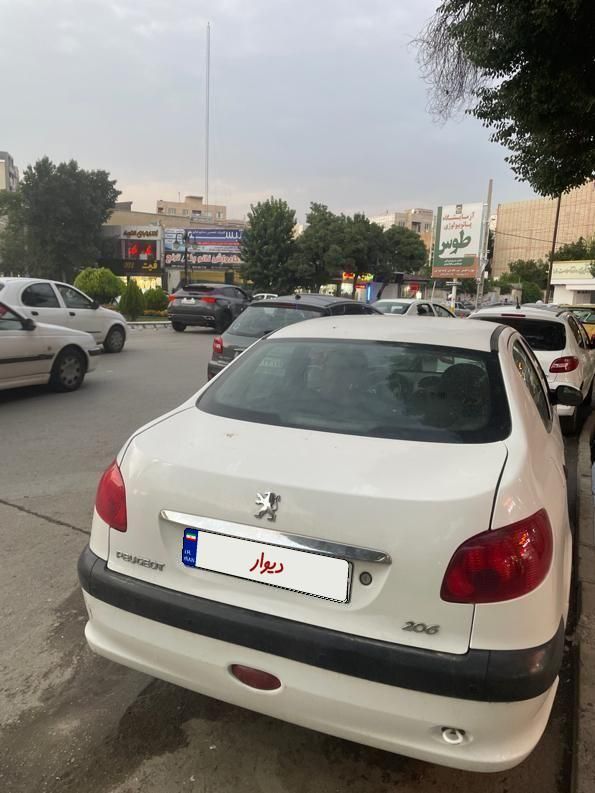 خودرو پژو، ۲۰۶ صندوق دار آگهی ann_19326004