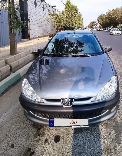پژو ۲۰۶ صندوق دار v8 - 1392