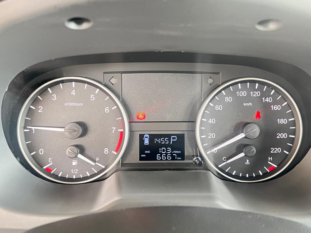 جک J4 اتوماتیک ساده - 1403
