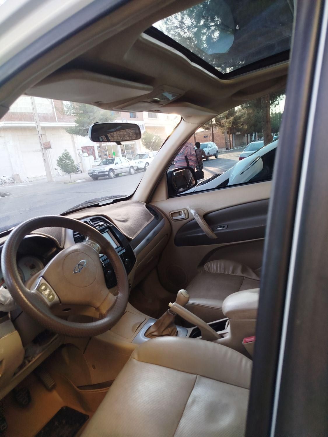 ام وی ام X33 دنده‌ای ساده - 1390