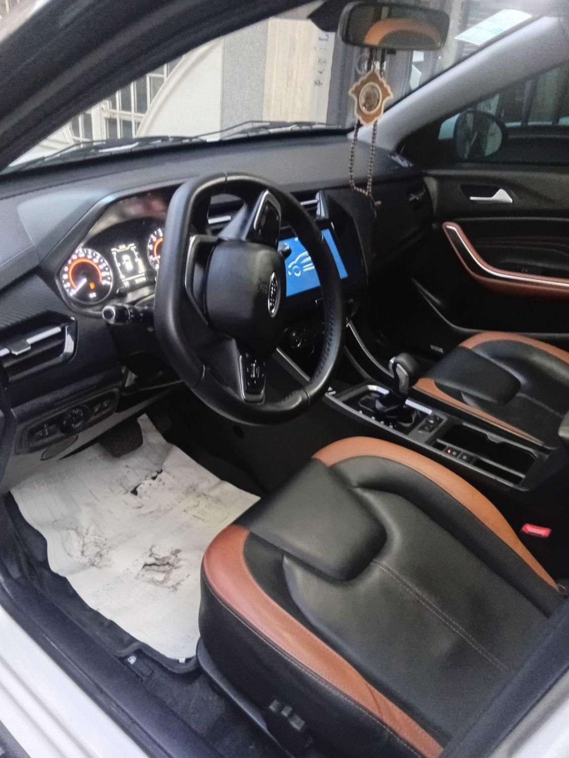 ام وی ام X22 پرو اتوماتیک IE - 1401