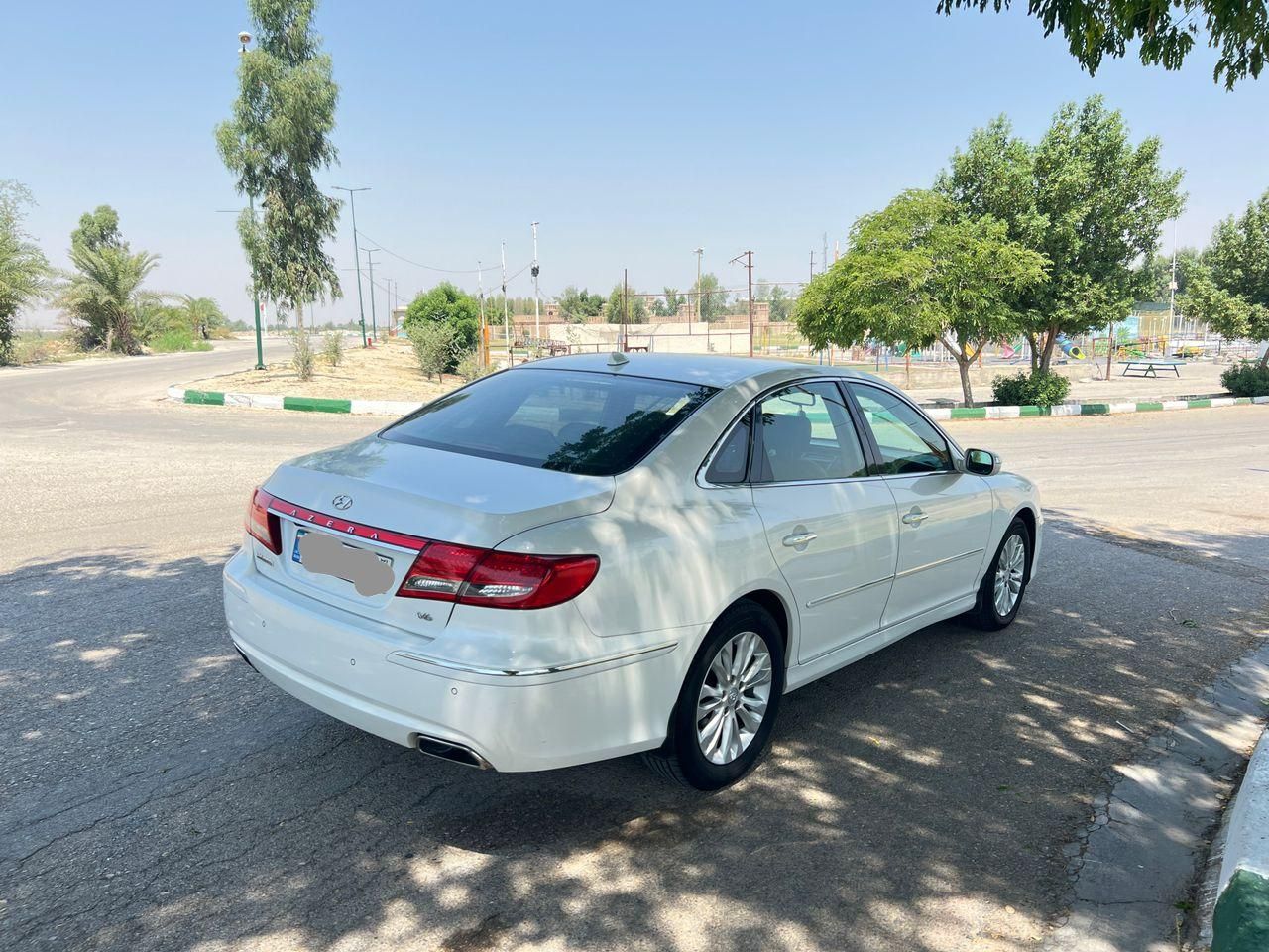 هیوندای آزرا (گرنجور) 3300cc - 2011
