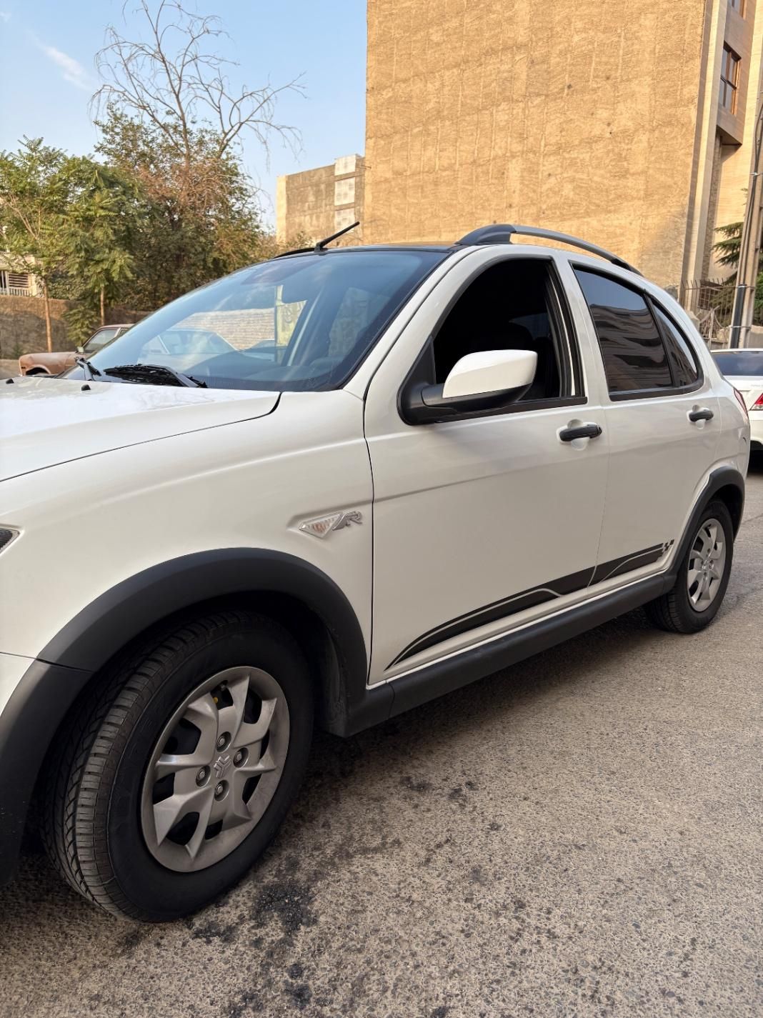 کوییک R دنده‌ای - 1403