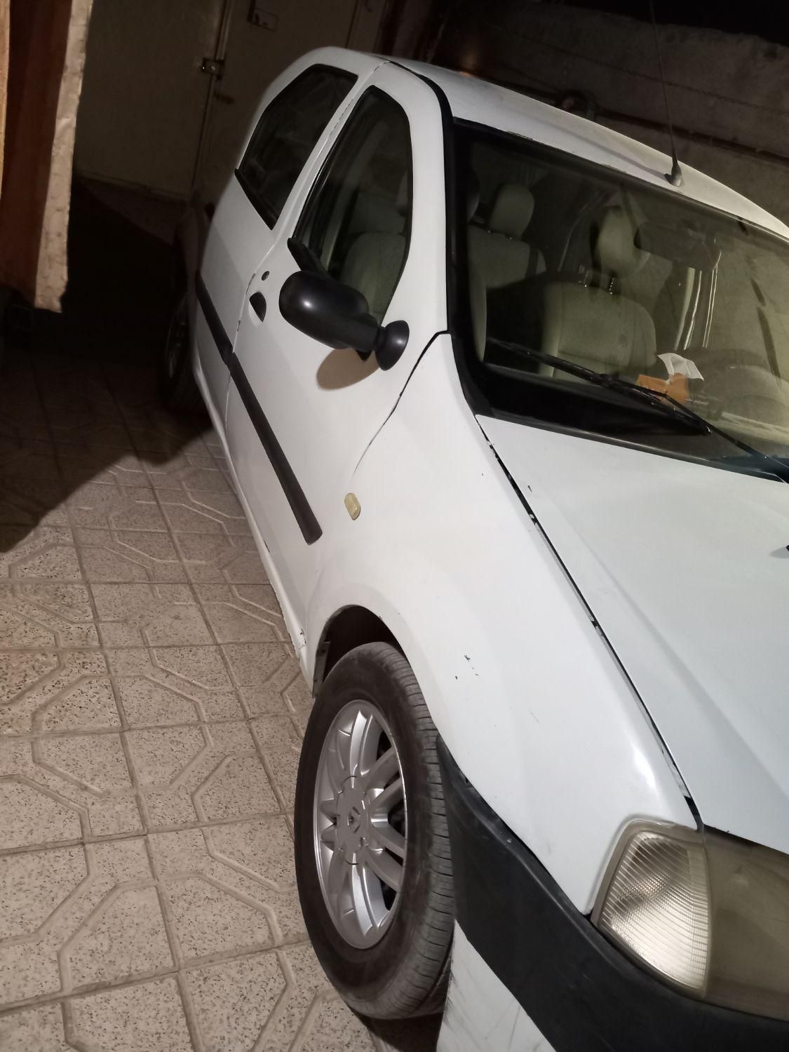 خودرو رنو، پارس تندر آگهی ann_19326262