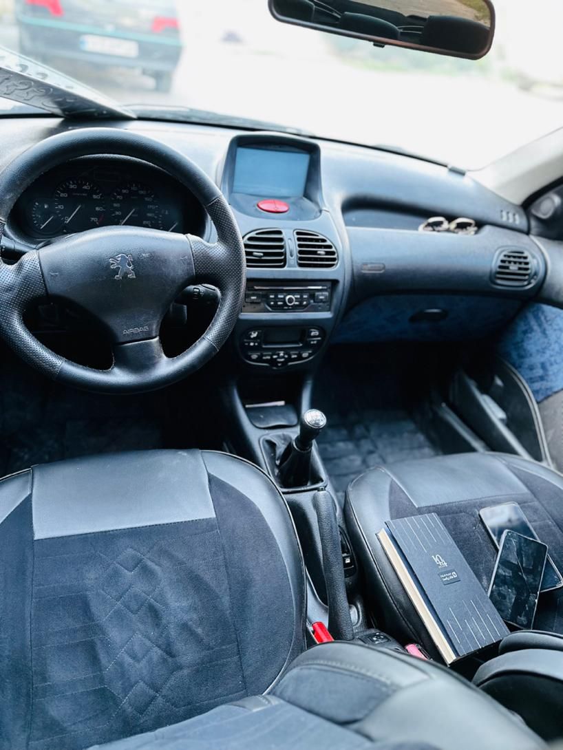 پژو ۲۰۶ صندوق دار v8 - 1386