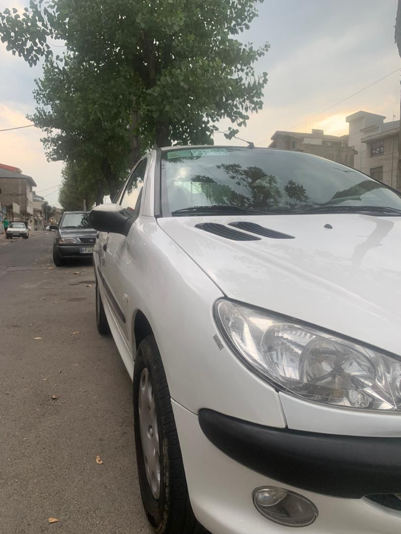 پژو ۲۰۶ صندوق دار v8 - 1388