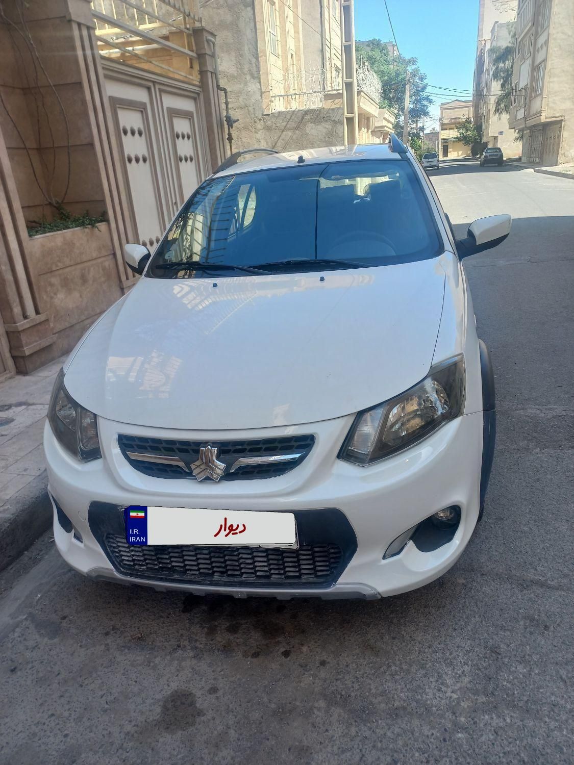 خودرو کوییک، معمولی آگهی ann_19326454