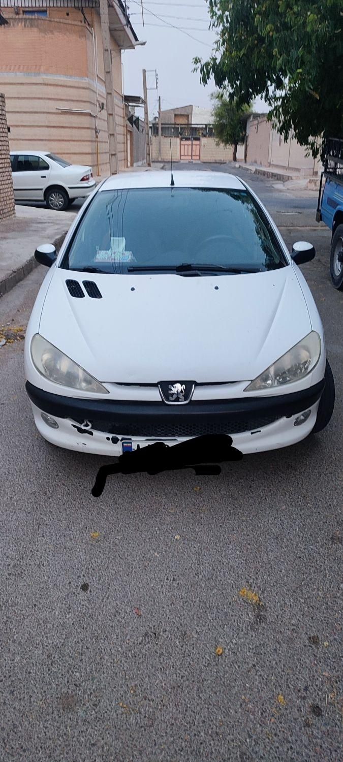 پژو ۲۰۶ صندوق دار v8 - 1389