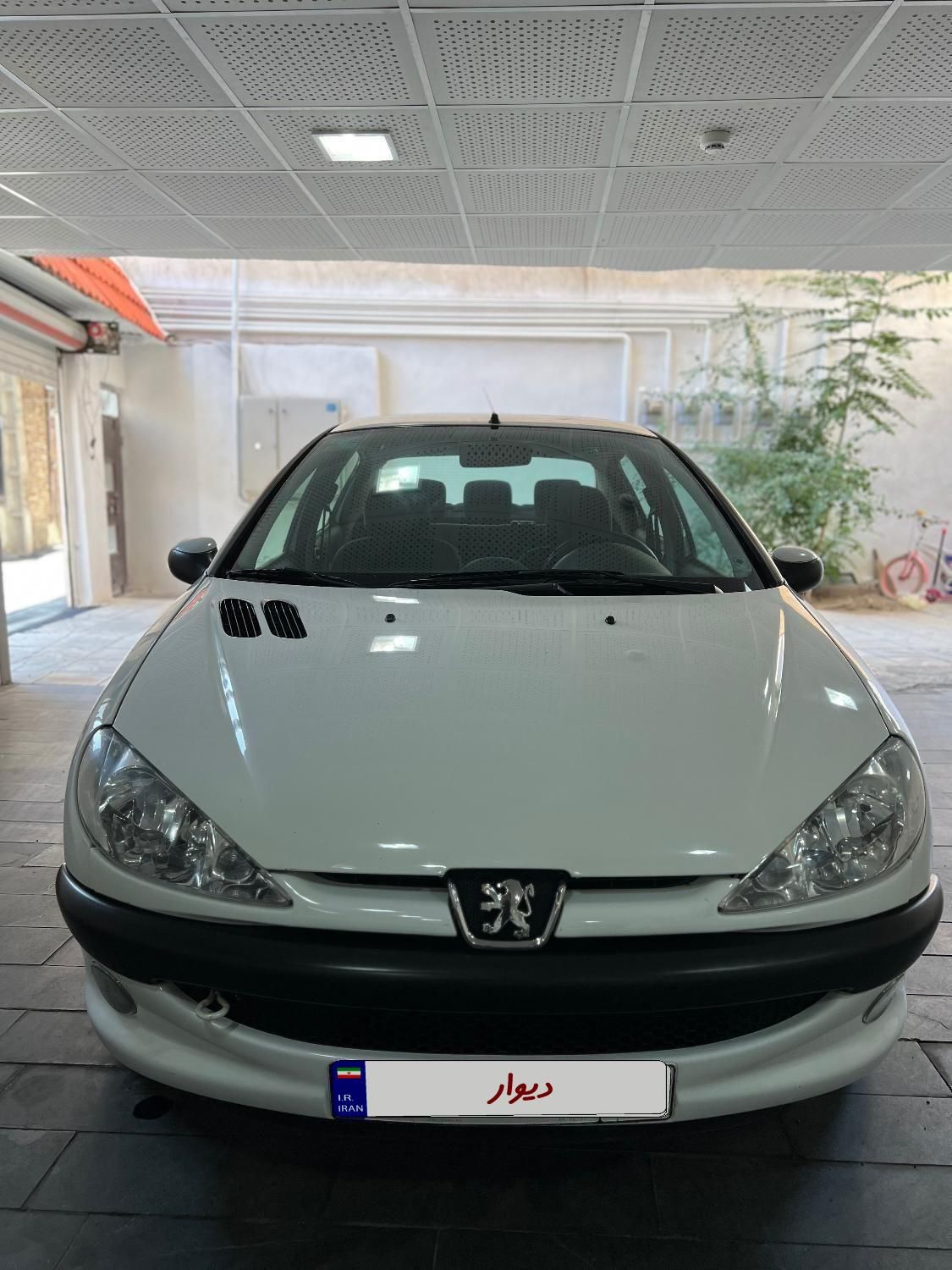 پژو ۲۰۶ صندوق دار v8 - 1393