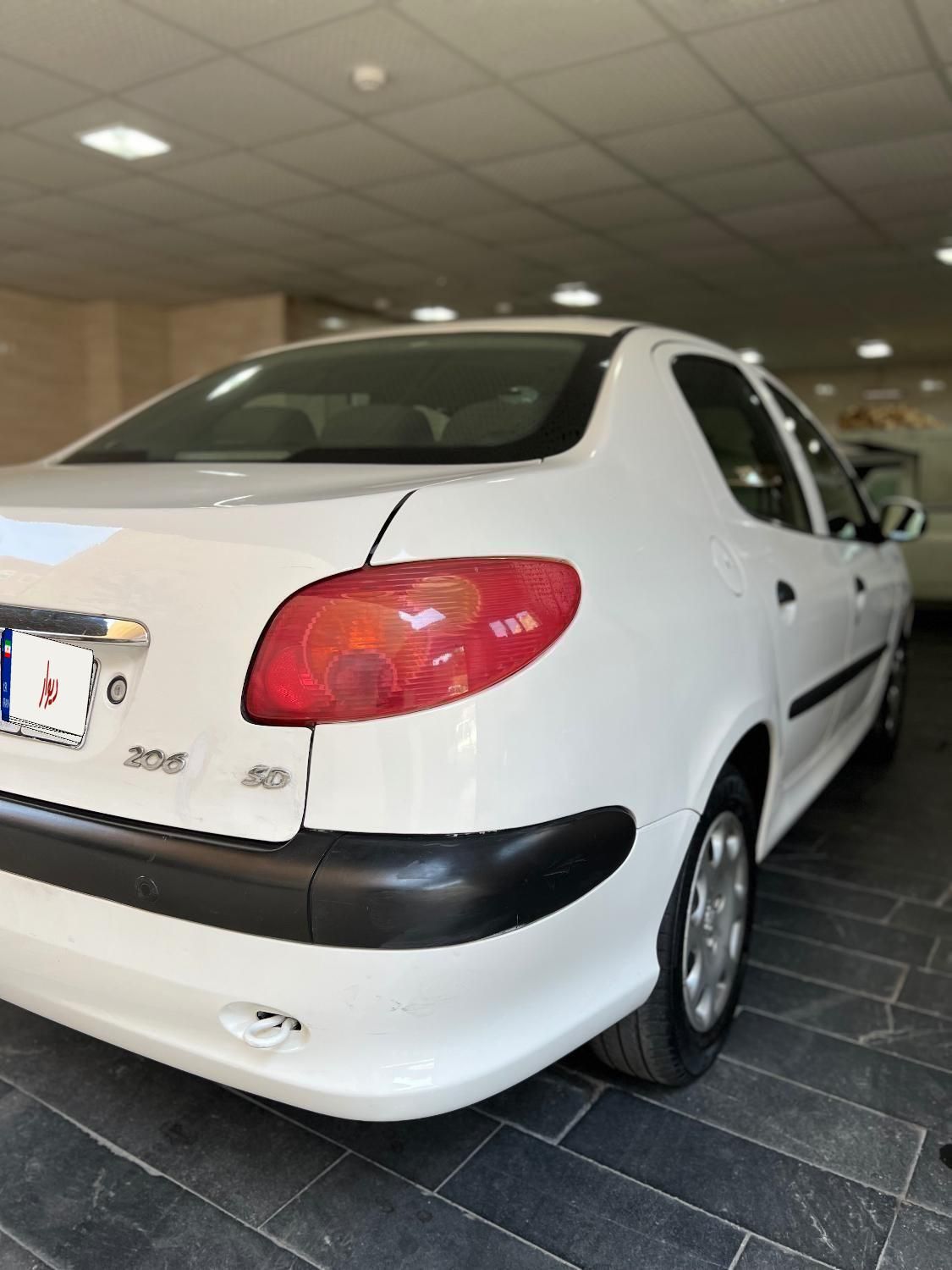 پژو ۲۰۶ صندوق دار v8 - 1393