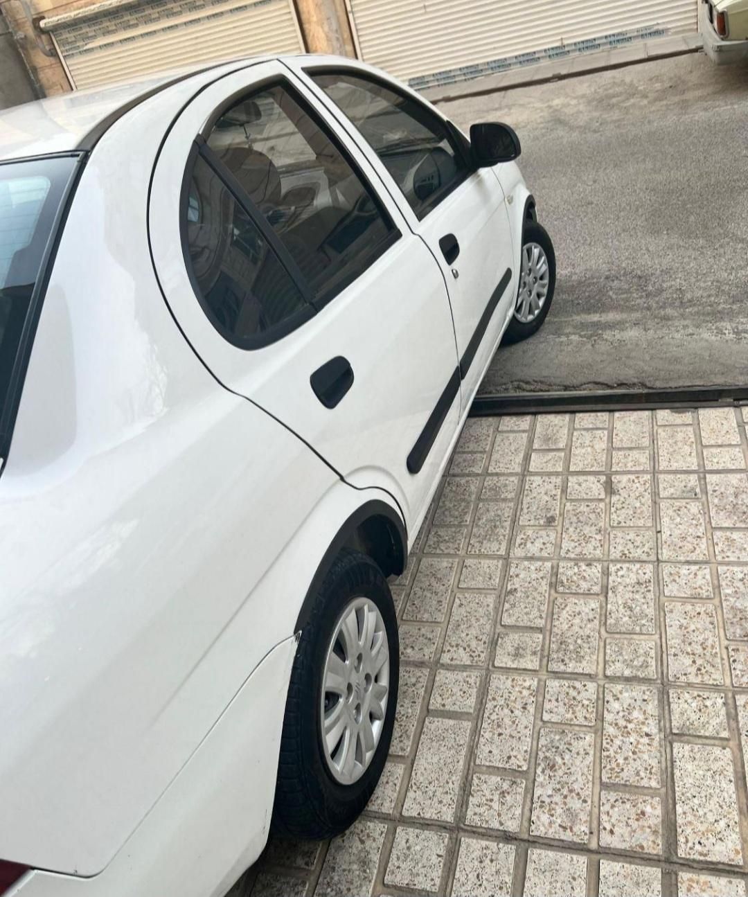 تیبا صندوق دار SX - 1392