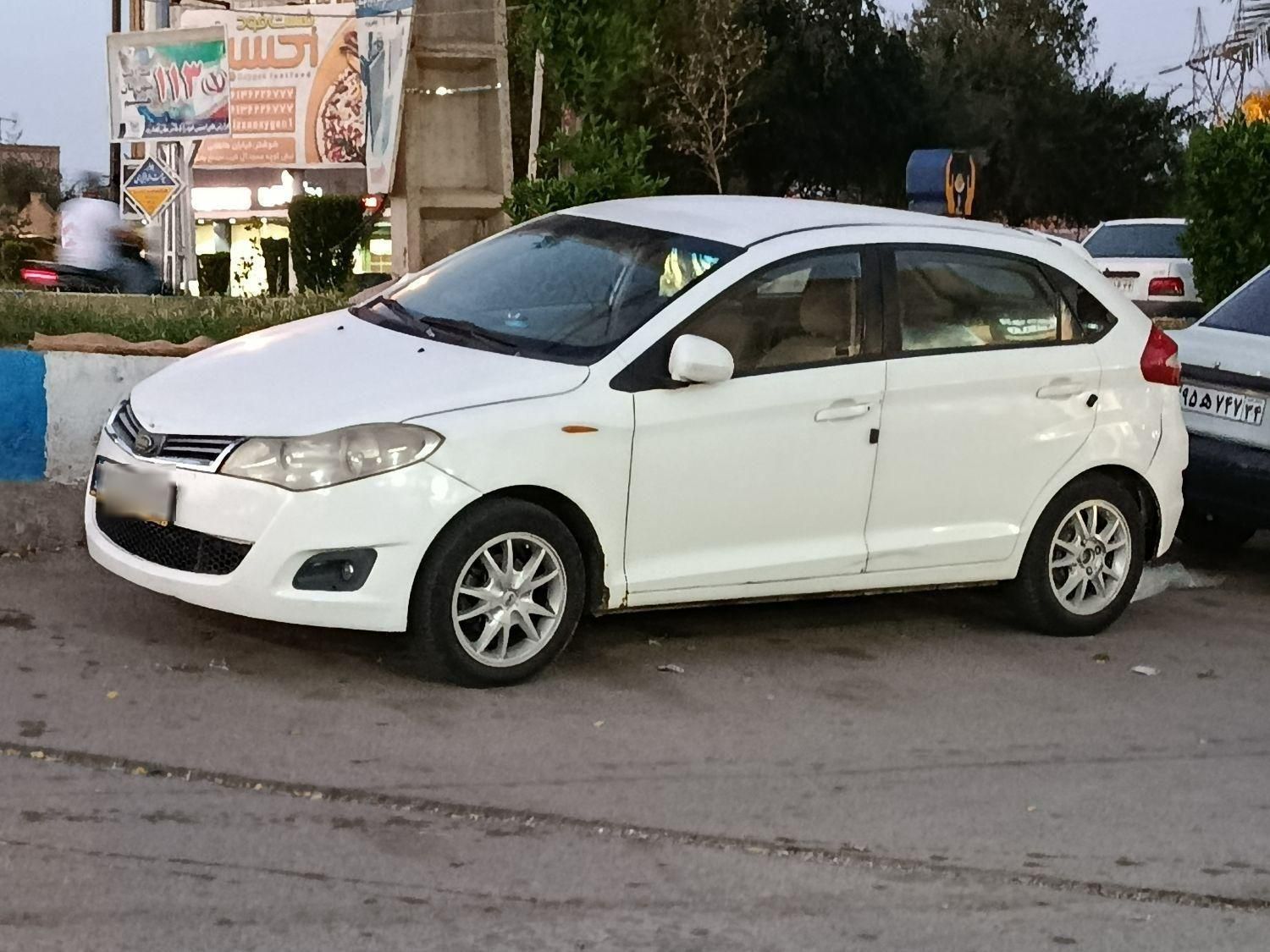 ام وی ام 315 هاچ بک ساده دنده ای - 1391