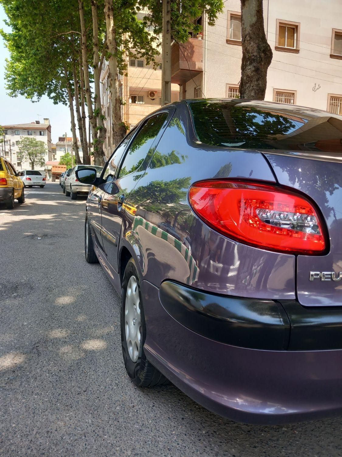 پژو ۲۰۶ صندوق دار v8 - 1393