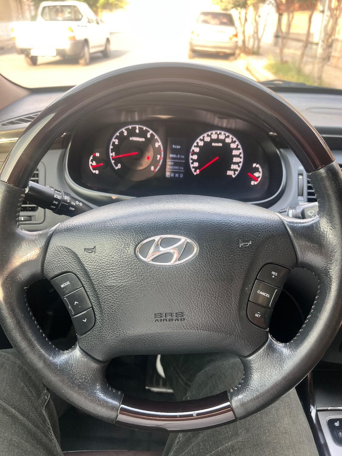 هیوندای آزرا (گرنجور) 3300cc - 2010