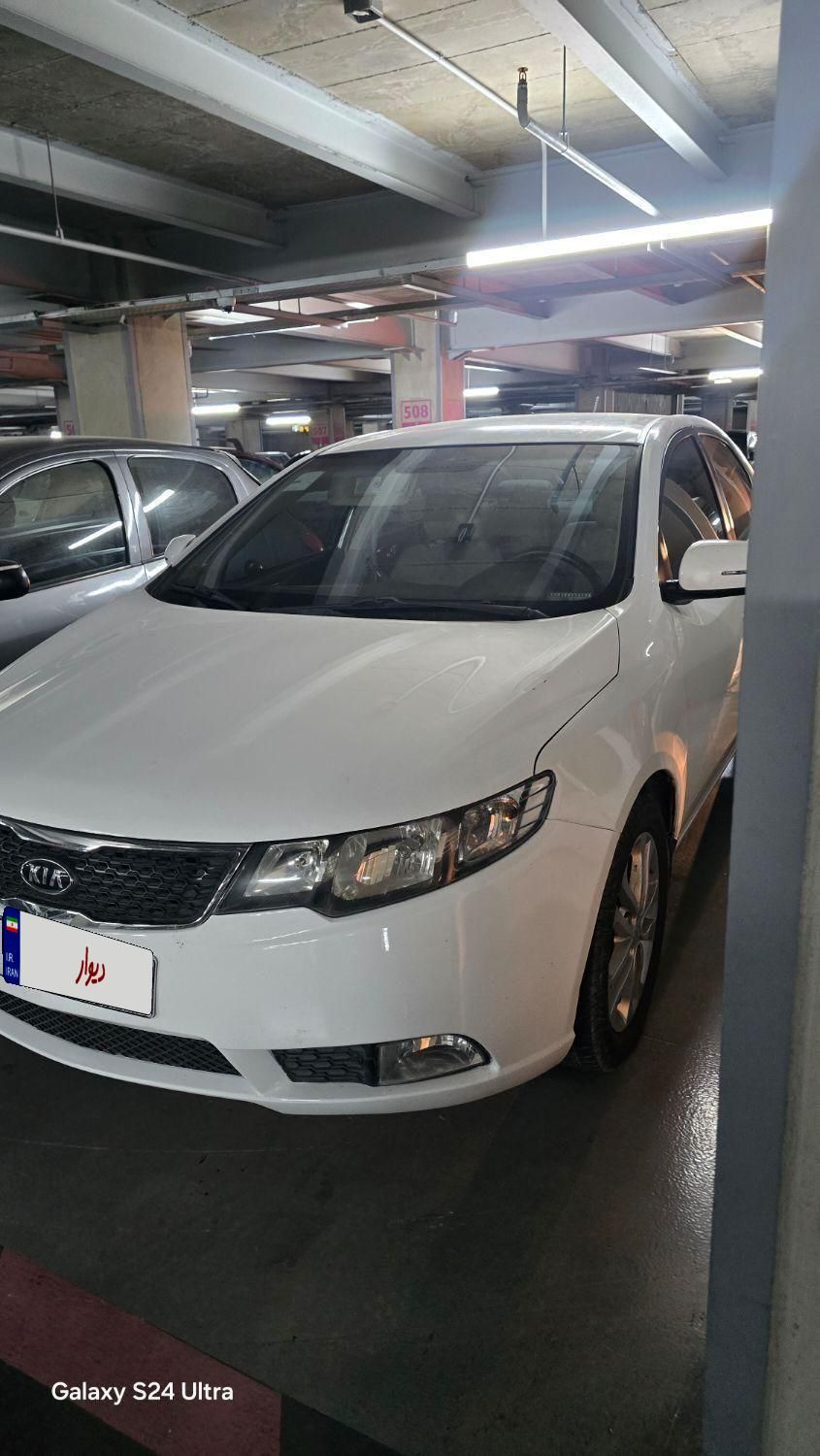 کیا سراتو 2.0 لیتر اتوماتیک GT لاین - 2016